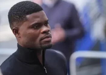 ¡Insolito! Thomas Partey, acusado de múltiples delitos sexuales, sigue en la órbita del Villarreal pese al rechazo de la afición