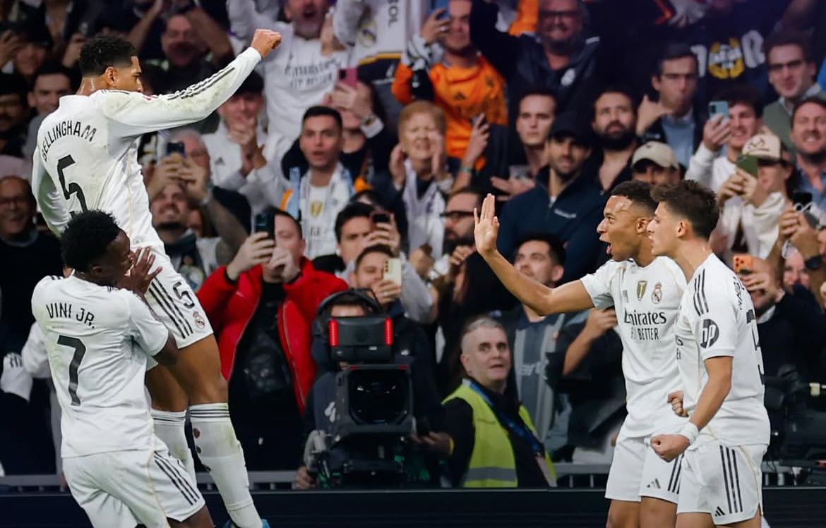 Real Madrid se impone 2-1 al Barcelona en un clásico lleno de polémicas y emociones en el Bernabéu