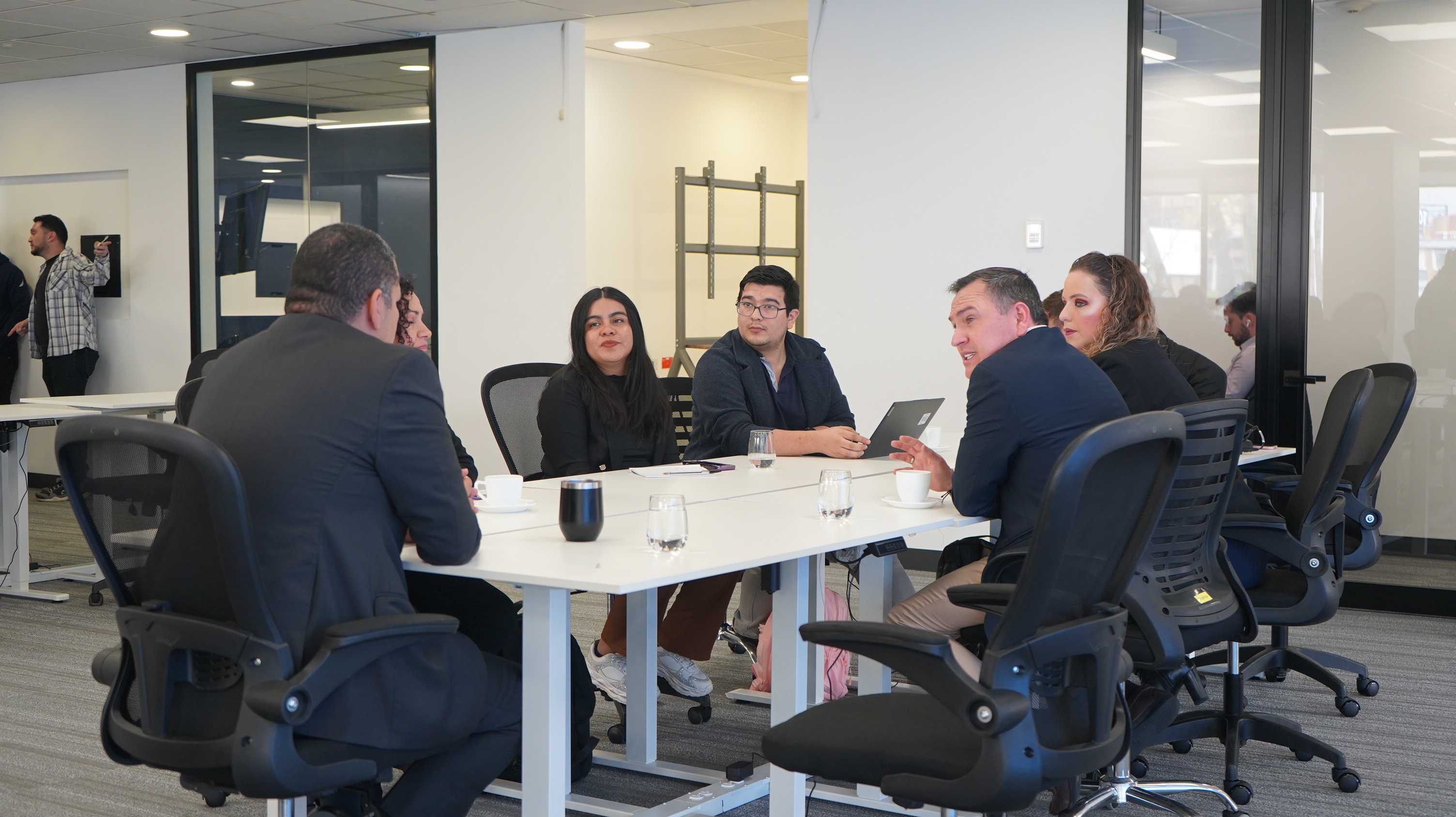 Elecciones 2026: la MOE acreditará 12.000 observadores electorales usando la plataforma tecnológica liderada por el Consejo Nacional Electoral