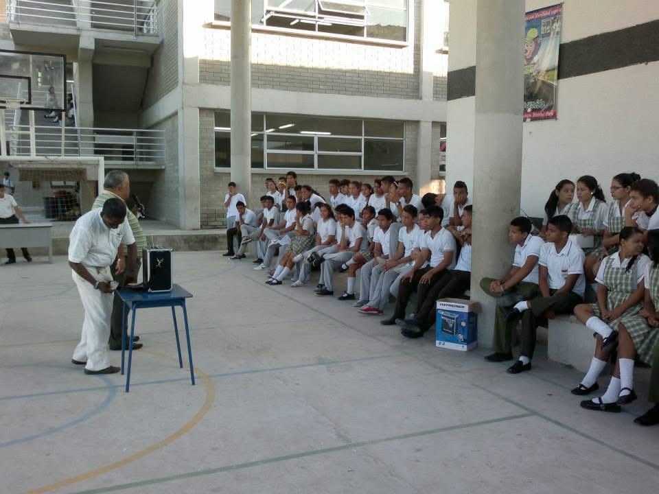 “Aquí lo importante es garantizar el debido proceso”: rector tras agresión de alumno a docente en IED Olaya