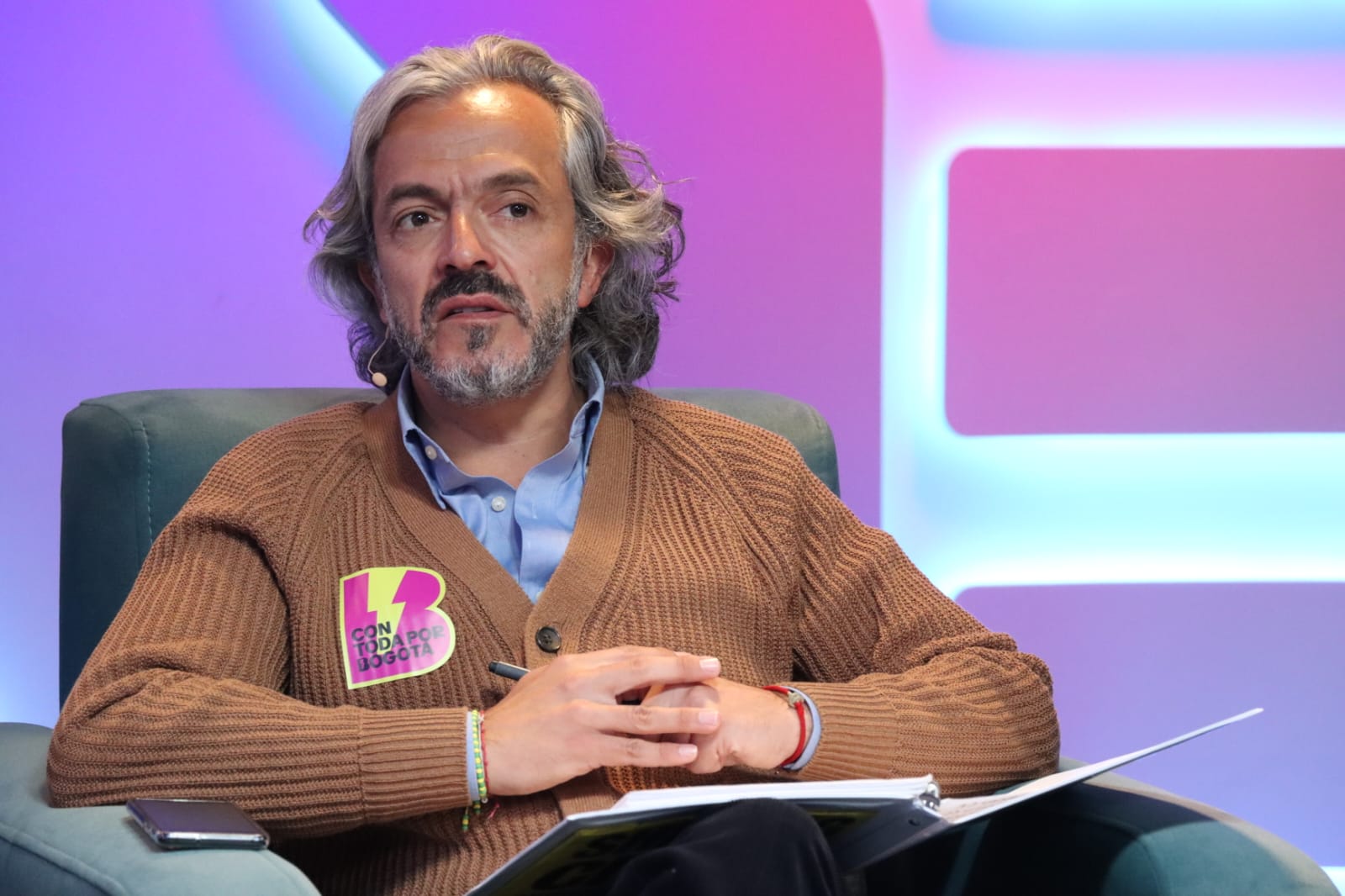 “Juan Daniel Oviedo representa una nueva forma de hacer política que empieza a gustar”: Alejo Vargas