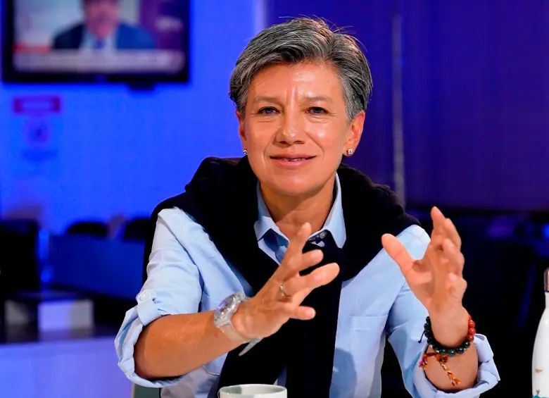 Claudia López gana la Consulta de las Soluciones