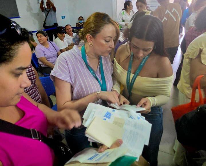 Supersalud verifica entrega de medicamentos en Barranquilla y logra soluciones inmediatas para usuarios durante jornada del Plan 100