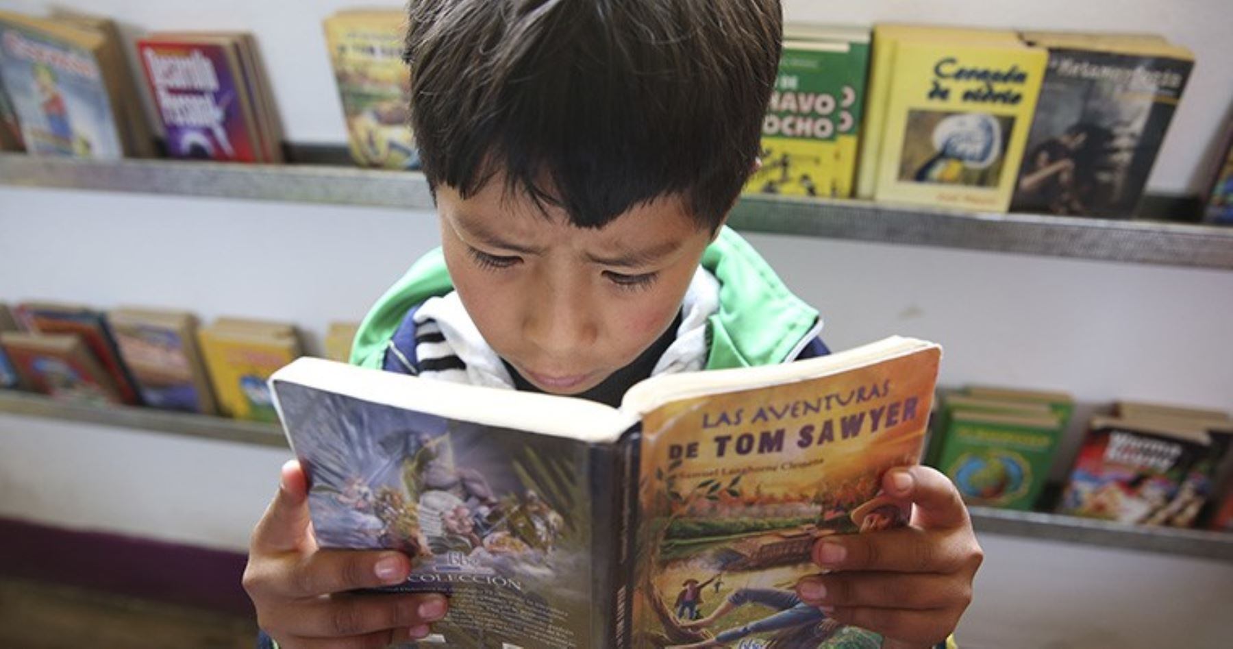 Uno de cada dos niños colombianos entre 6 y 8 años está en riesgo de no aprender a leer, advierte informe internacional