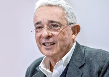 “Si hubiera sido paramilitar, lo habría sido de frente”: Álvaro Uribe sobre acusaciones en su contra