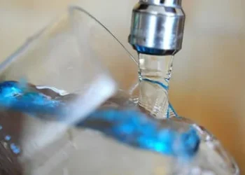 Alcaldía subsidiará consumo básico de agua para hogares de estratos 1 y 2