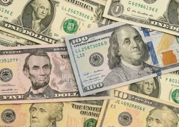 Dólar en Colombia: la TRM se ubica en $3.306,86 este lunes