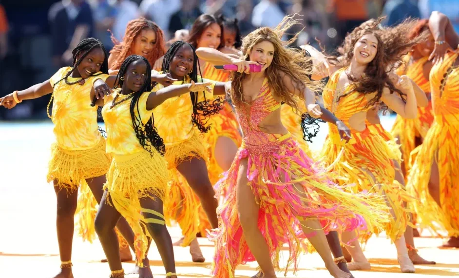 Shakira vuelve a bailar con ‘Ghettos Kids’ durante sus conciertos en Madrid