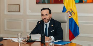 De la Espriella promete presentar en 10 días una solución para el agua de Santa Marta